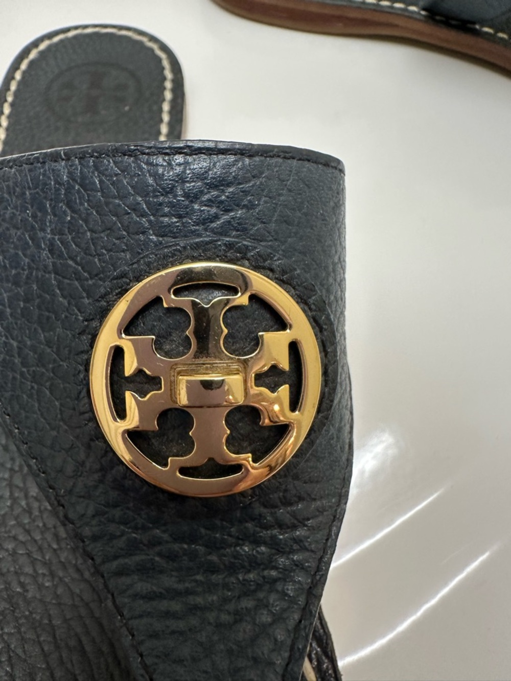 Tory Burch Navy Leather Logo Thong Sandals with Gold Medallions - Picture 3 of 6